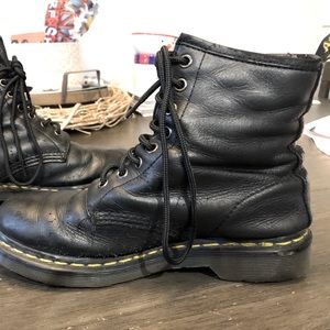 VINTAGE DOC MARTENS, Black